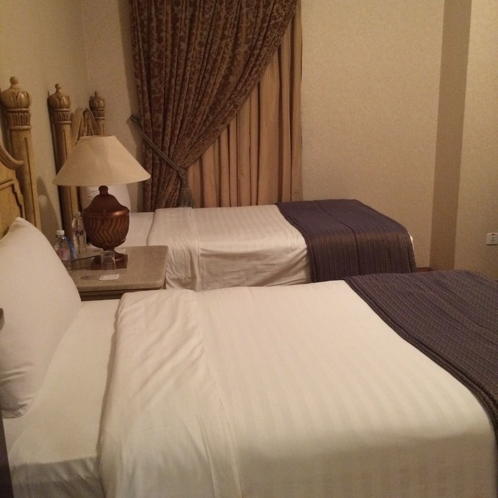 Amjad Royal Suites Hotel Jeddah Bagian luar foto