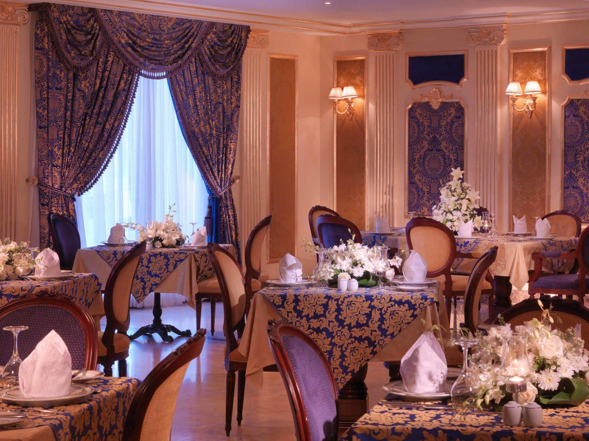 Amjad Royal Suites Hotel Jeddah Restoran foto