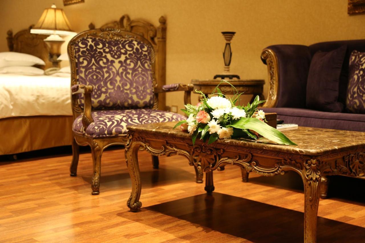 Amjad Royal Suites Hotel Jeddah Bagian luar foto