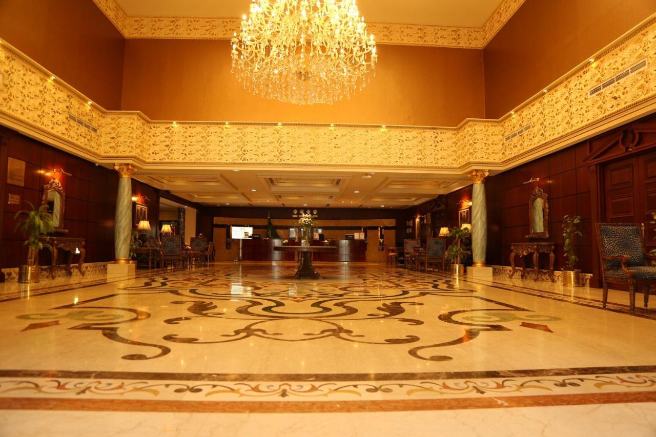 Amjad Royal Suites Hotel Jeddah Bagian luar foto